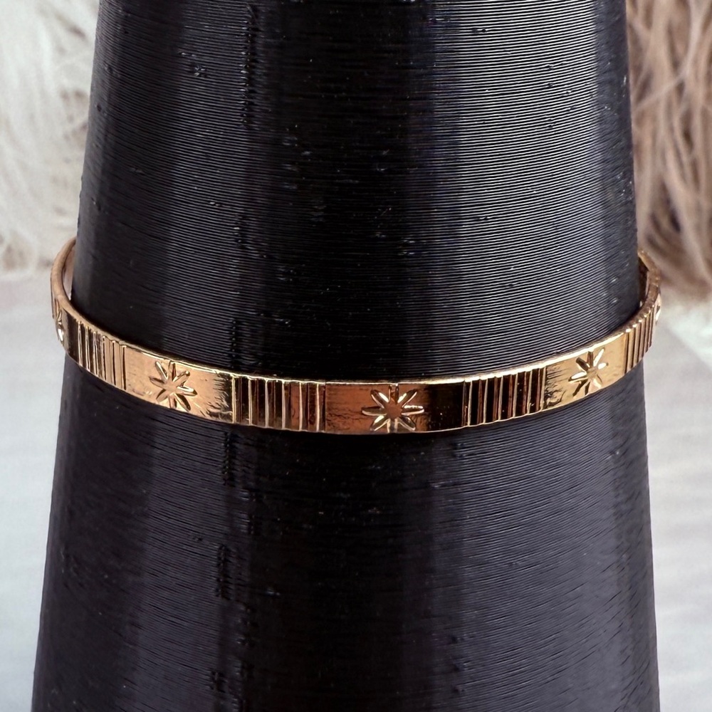Goldtone Star Bangle Stackable Cuff Bracelet - image 3